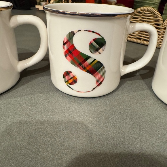 Pottery Barn Stewart Plaid Monogram Mugs (set of 3) - Picture 5 of 5
